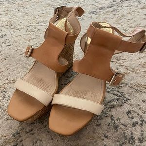 Vince Camuto VC-NOLI Leather Wedges